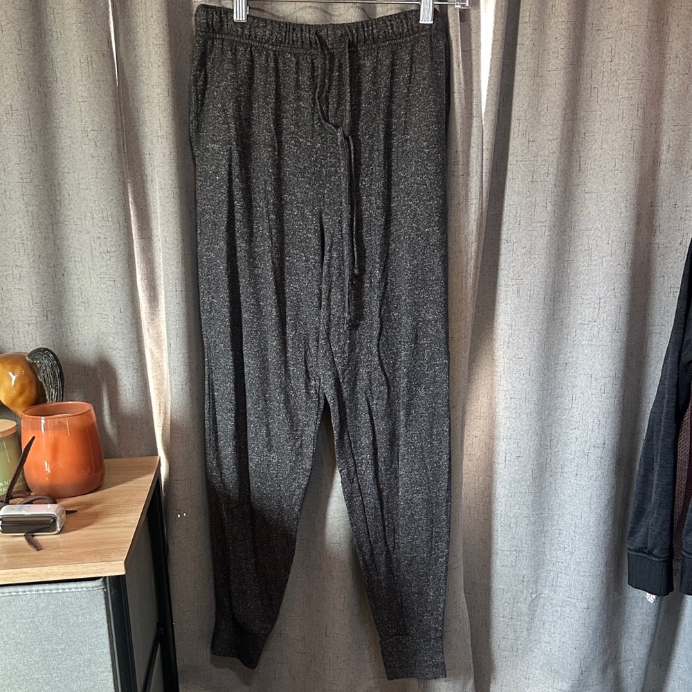 Aerie Charcoal Cropped Pants